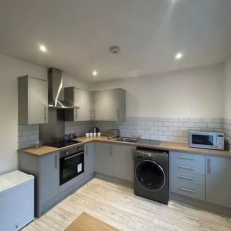 Luxury Countryside Stay - Waters Upton, Telford Exterior photo